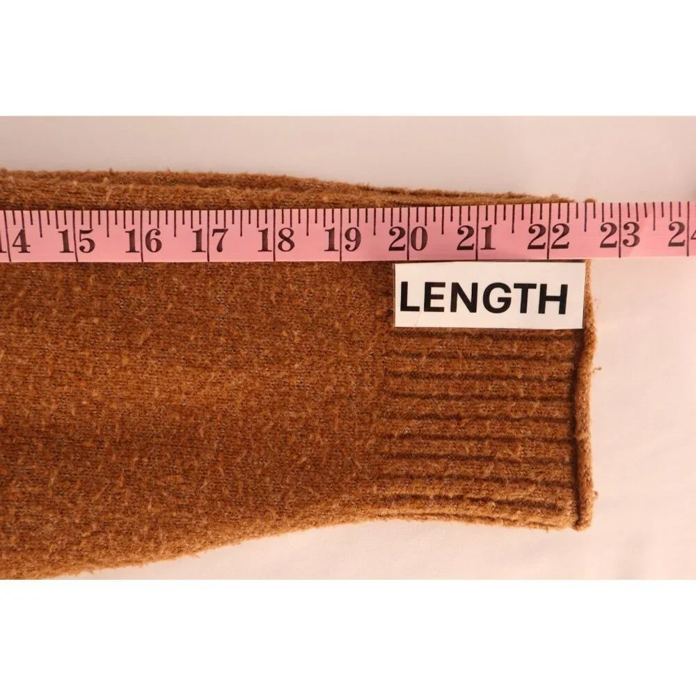 American Eagle Women's Brown Knit‎ Sweater Size Medium